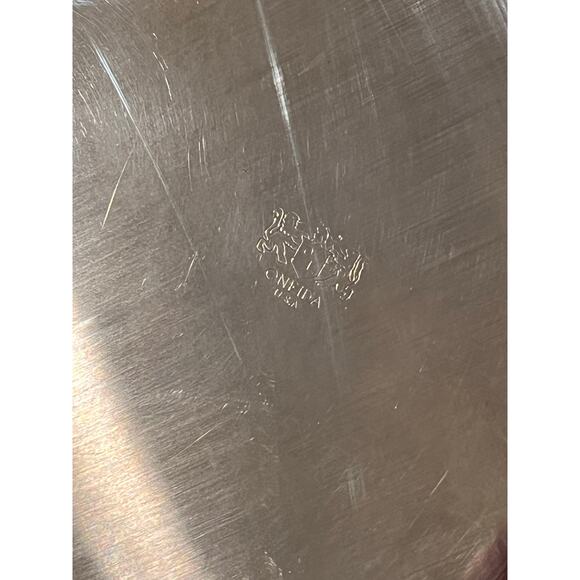 Oneida Chippendale Silverplate Sandwich Tray 11” w/ Box Vintage Serving Platter - Picture 4 of 8